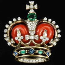 Cuifari Alfred Philip crowned Crown Royal Jewel Red Brooch Accessories Women