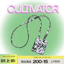 Cultivator original trend personality black and white contrast graffiti advanced sense niche womens bag portable earphone bag