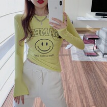 Vanya round-collar blouse sweater autumn winter Han edition of a smiling letter with a long sleeve T-shirt with a coat
