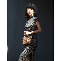 Modified version of eroded bone black cheongsam dress retro long sexy elegant young dress modern style