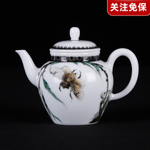 High-end tea instrumental Chinese ceramic art master Liu Jinsongs hand-painted tea tea tea teapot tinnitus NX258