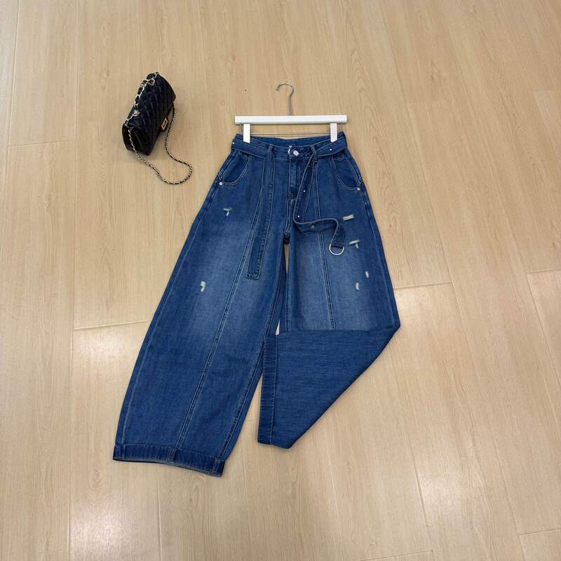 3350 # High-Quality Versatile Jeans