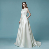 Ruolai original design Erato Moren series retro satin simple thin shoulder new backless new wedding dress