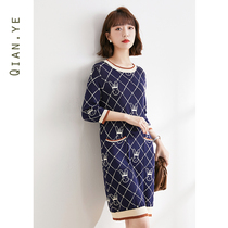 Ice silk knit one-piece dress 2022 new female summer large code small French style fragrant summer dress Wind straight summery summer dress