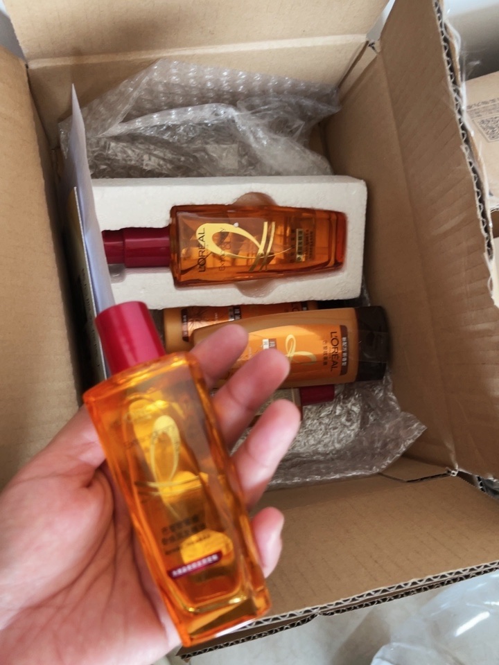 欧莱雅护发精油哪款好用，欧莱雅护发精油三种哪个好用