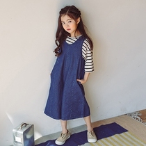 20 spring and summer childrens clothing new Korean girl cotton denim strap wide leg pants small casual pants