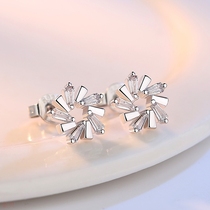 Weihua Korean version of original ice crystal flower love trapezoidal zircon white copper silver-plated earrings womens ear jewelry