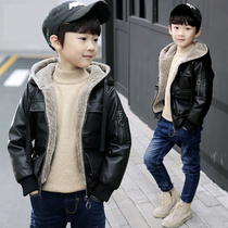 Boy leather jacket plus velvet thickened 2021 new childrens jacket leather jacket black Korean version of the child winter tide