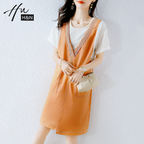 High end dress summer 2021 new fake two pieces loose thin French small man short sleeve color straight skirt