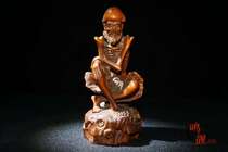 Boutique yellow Yang wood finely carved slim bone Rohan pendulum piece A solid wood engraving handlebar piece living room decoration process collection