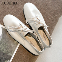 Spring retro mile outside full leather heel with small white bullish solid shoes soft leather 3CM low heel grandmother single shoes