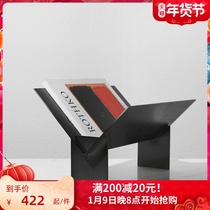 Namo simple modern black metal geometry V-shaped magazine rack model room sales office bookshelf decoration ornaments