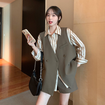 2022 Spring Autumn New Kan Shoulder Exterior Lap Suit Waistcoat Waistcoat Female Autumn Clothing Web Red Phara-style laminated wearing waistcoat jacket