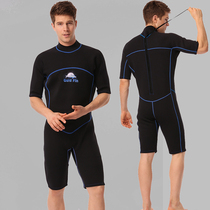 3MM wetsuit Black male and female one-piece short-sleeved wetsuit warm sailing motorboat surfing swimsuit snorkeling