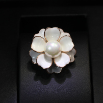 Cute flower brooch anti-light small cardigan pin buckle sweater accessories temperament Joker exquisite fashion corsage women