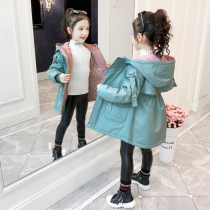 Korean girls coat winter clothing 2021 new foreign gas children Korean version of the middle child cotton cotton cotton plus velvet thickened cotton tide
