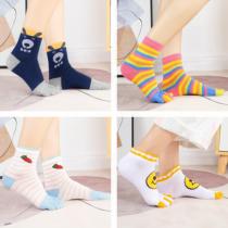 Five-finger socks lady autumn and winter pure cotton cartoon cute sweaty sweaty sweating cotton separate toe long socks