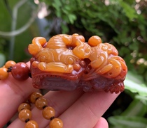 Yang Yujia natural yellow dragon Jade eggplant Mountain Emperor yellow three-color golden sand carving overlord pendant certificate