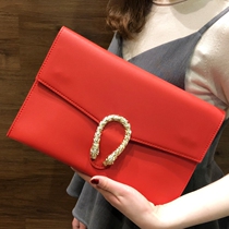  2019 new clutch female temperament large-capacity envelope bag ins simple wild chain oblique cross bag tide