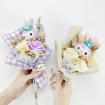 Wedding gift with hand gift with accessories accessories