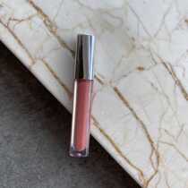 American lip glaze picture color bottomless sticker 2 3ml date 22 years later