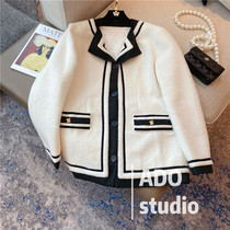 Small fragrant wind fur coat woman 2022 spring autumn new white short suit collar name Yuanyuan College windy blouses