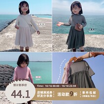 Young girl dress Spring and Autumn New Korean version of foreign-style children small children long sleeve stitching skirt