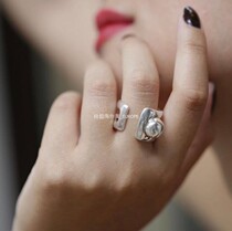 Limited special niche Tide brand UNOde50 handmade minimalist opening geometric ball ring handmade