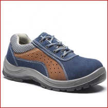 Male migrant workerscleaners anti-slip real maintenance of abrasion-proof heart-shaped shoes property to work labor and leather shoes outdoor staff