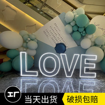 Proposed BABY confessed to surprise 520 glowing LOVE letter lights English LED neon lights 10th birthday light