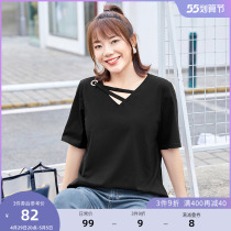 MSShe big code womens dress 2022 new summer fit micro-fat mm asymmetrical hollowed-out V collar etched wool fine cotton short sleeve T-shirt