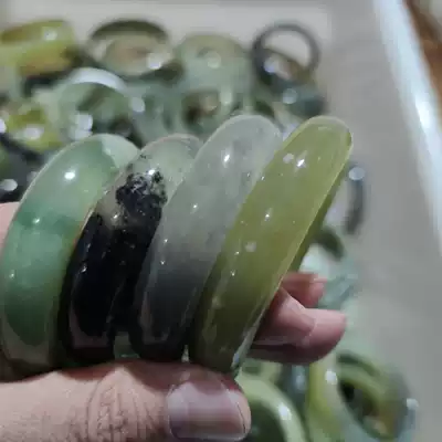 Exquisite jade bracelet 48 yuan