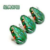 2018 Hot sale of post-80s classic nostalgic small toy clockwork tin frog toy Children clockwork bouncing green baby