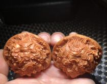 Vin Playing Walnut Pure hand engraving Kirin official hat Lions head 53 South engineering Erlong opera Everest Everest Terprice essence