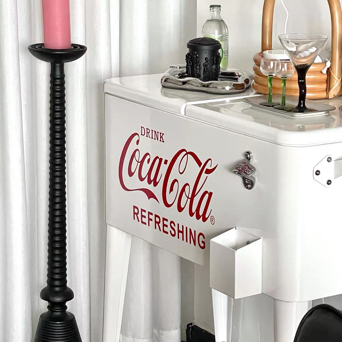 Red brick house Onevoice homemade retro medieval resin floor candlestick lamp post gold black