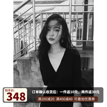  2021 summer new black dress female waist thin temperament holiday style one-piece v-neck thin long skirt female