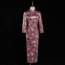 High-end velvet cheongsam 2021 new national tide retro Chinese style improved version of old Shanghai dress women Autumn