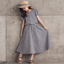 Middle and large childrens suit skirt two-piece summer dress 2021 girls black and white plaid skirt Western style bubble sleeve top