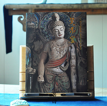 Chinese Grottoes Art: Mogao Grottoes 16K large picture album coated paper fine printing in stock