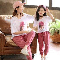 Parent-child outfit mother-daughter outfit Western style suit 2021 new summer Korean childrens clothing short-sleeved fashionable sports two-piece suit