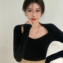Vanya pure colored sexy blouse girl in the sleeves with new autumn and winter temperament and low-chest T-shirt