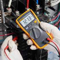 FLUKE Fluke Digital Wanuses Table F110 True Valid Value High Precision Equipment Maintenance Electrical Diagnostics