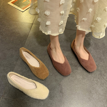 Boomer Hair Sweater Shoes Women Winter Outwear 2020 New Plus Suede Bean Shoes Fashion Flat Bottom Square Head Single Shoes Grandma Shoes