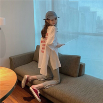 Short sleeve t-shirt woman 2020 new European and American ins and women design feeling relaxed Korean version foreign air irregular open fork blouses