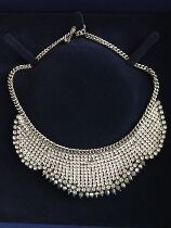 Spot necklace 5019006 in the spot