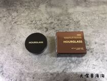 Spot Hourglass Gold soft yarn mineral makeup powder Veil Translucent sample 0 9g