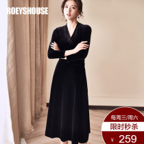 Luo Yi velvet dress autumn and winter new temperament V-neck slim black stretch velvet big swing skirt 6448
