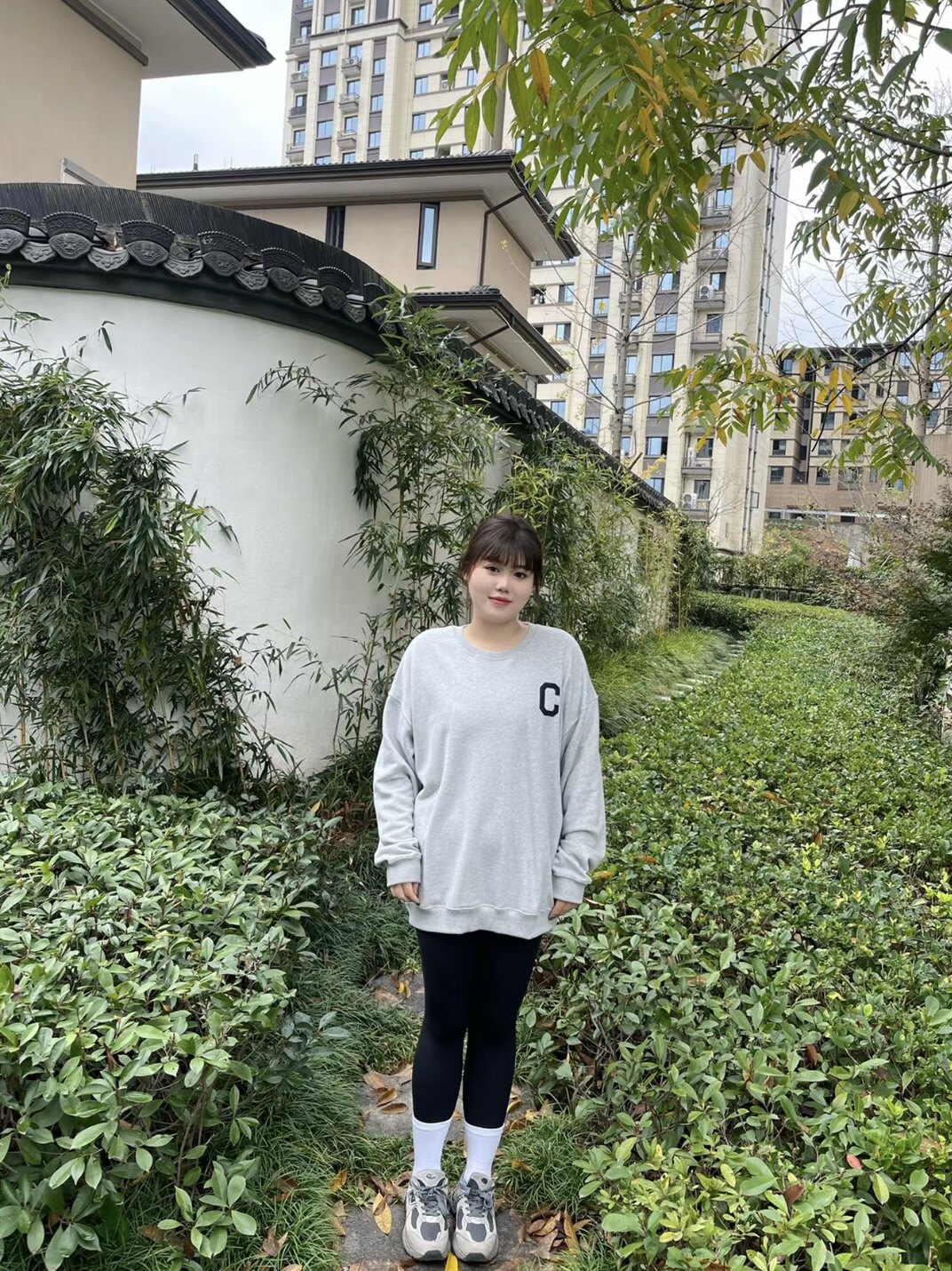 小野和子春季鲨鱼裤 薄款塑形收腹提臀 瑜伽外穿两相宜 高腰设计拉长比例