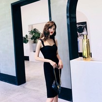 Ye Xiaoxian black sexy hip slim slim dinner annual meeting party small dress Hong Kong style retro suspender skirt