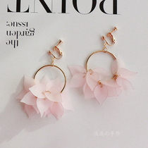 Shallow icons for hand-made chao xian petals circle ear clip wu er dong female South Korea exaggerated personality earrings earrings earrings